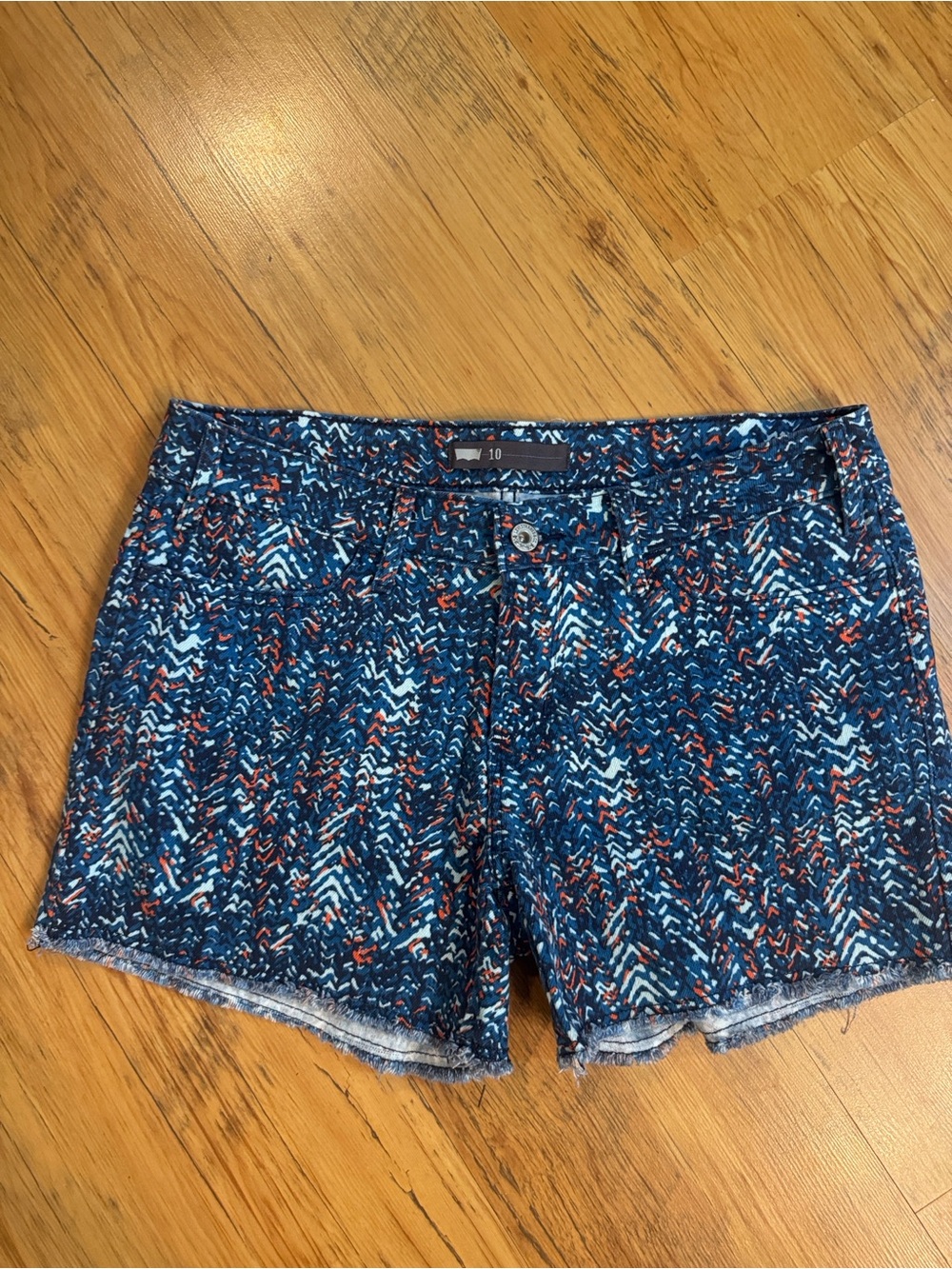 Levi Denim Shorts Printed Black / Blue Sz 30”